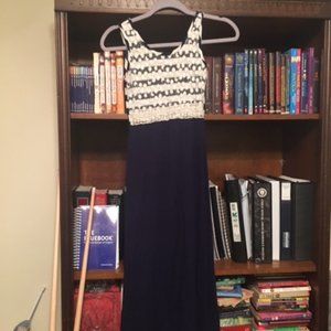 Sleeveless Navy/White Maxi Dress. Size 12